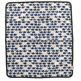 オムツ替えシート 防水 定番 オムツマット オムツシート おむつ替えシート ベビー 男の子 女の子 ポーチ付き 消臭抗菌ポーチ おしゃれ かわいい 制菌 防臭 丈夫 耐久 おでかけ 旅行 出産祝い 誕生祝い ギフト プレゼント