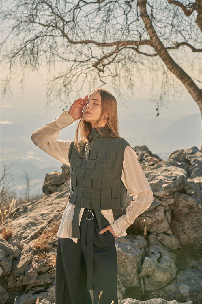 121f010_1_2048x.jpg?v=1724724528