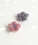 Rora ヘアクリップ キッズ 2個セット 通販 ブルーム ニット お花 フラワー ヘアークリップ 髪どめ 髪留め ヘアアクセサリー 髪飾り 子供 女の子 大人っぽい 卒園式 入学式 結婚式 発表会