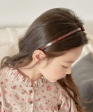 カチューシャ レザー リボン キッズ 通販 ヘッドドレス 髪飾り 女の子 子供 子ども こども セレモニー 卒園式 入学式 卒業式 結婚式 かわいい おしゃれ シンプル 本革 牛革 ヘアアレンジ