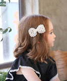 Rora ヘアクリップ キッズ 通販 ベイリー 髪飾り 髪留め リボン 大きめ レース パール ホワイト 女の子 子供 子ども こども フォーマル ナチュラル カジュアル 卒園式 入学式 結婚式
