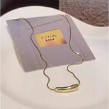 ネックレス カーブ バー 通販 ペンダント細い ジュエリー レディースアクセサリー 首飾り 華奢 アクセサリー シンプル おしゃれ 大人 女性 オフィス 大人っぽい 普段使い 贈り物 鎖 彼女