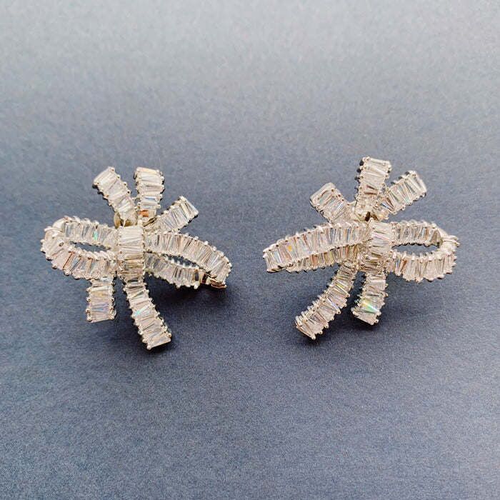 Just Married ピアス E-111 通販 スタッドピアス リボンピアス リボン 大きい レディース キュービックジルコニア 大人 女性 花嫁 結婚式 プレゼント ギフト おしゃれ ブランド