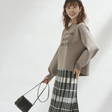 ニット レディース 長袖 通販 セーター プルオーバー ロゴ オフショルダー 大人魅せ、英字ロゴスポンジニットトップス 秋冬 秋 冬 春 おしゃれ シンプル 女性 大人かわいい カジュアル