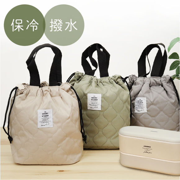 ランチバッグ 保冷 通販 保冷ランチバッグ 保冷バッグ ランチ巾着 弁当箱入れ 持ち手つき キルト巾着バッグ コンパクト シンプル かわいい おしゃれ 通勤 通学 保冷アルミシート