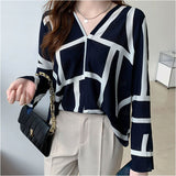 シャツ ブラウス レディース 長袖 通販 長袖ブラウス シャツブラウス フォーマルシャツ レディースブラウス スリット 薄手 薄い クラシカル Vネック 春 秋 夏 清楚 上品 きれいめ 大人