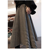 ニットスカート 通販 フレアスカート スカート ボトムス 膝丈 ひざ下丈 Aライン 綿 コットン ウエストゴム チェック柄 モノトーン 保温 あたたかい 通勤 通学 上品 秋 冬 おしゃれ