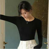 Ｔシャツ 長袖 レディース 通販 tシャツ 長袖tシャツ カットソー ロンT トップス きれいめ クルーネック 袖長め ロングスリーブ 無地 シンプル 薄手 インナー 重ね着 春夏秋冬 ゆったり