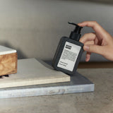 ハンドクリーム いい香り 通販 ハンド クリーム BMK050 保湿 ハンドケア フレグランス プチギフト 贈り物 お礼 メンズ レディース 餞別 お返し プレゼント 女性 男性 ボディケア BOOK