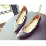 レディース パンプス 靴 通販 ローヒールパンプス ローヒール ポインテッドトゥ 3cm きれいめ シンプル かわいい おしゃれ 歩きやすい 走れる オールシーズン 上品 大人 デイリー