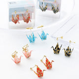 ピアス 鶴 通販 日本製 イヤリング 耳飾り ぶら下がりピアス ぶら下がり タイプ 吊り下げ 両耳 アクセサリー アクセ 折り鶴 折り紙 かわいい 可愛い おしゃれ オシャレ 着物 浴衣 和装