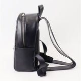 リュック クロミちゃん サンリオ 87134 通販 クロミちゃんグッズ ミニリュック リュックサック バックパック デイパック レディース 小さめ 大人 女子 本革 レザー 黒 ブラック かわいい