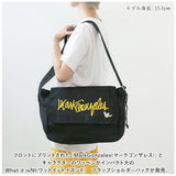 What it isNt MARK GONZALES ショルダーバッグ 通販 ショルダーバック H9-13123 かぶせショルダー ショルダー 肩掛け ななめかけ 斜めかけ サブバッグ サブバック 軽量 フラップ ブランド