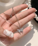 ネックレス レディース シンプル 通販 ペンダント 首飾り ジュエリー アクセサリー 二重 ダブル 蝶々 蝶 大人 かわいい おしゃれ 可愛い オシャレ ダブルバタフライネックレス nec-0580