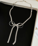 ネックレス レディース シンプル 通販 ペンダント スネークチェーン 首飾り ジュエリー アクセサリー リボン 大人 かわいい おしゃれ 可愛い オシャレ 女性 リボンモチーフネックレス