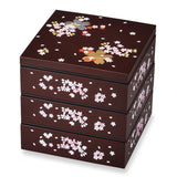 重箱 三段 通販 桜 3段 お重 6寸 ランチボックス ファミリーサイズ お重箱 おせち お花見 行楽 ピクニック 和モダン 晴れの日 弁当 お正月 ハレの日 運動会 行楽弁当 大きめ オードブル 容器 花見 レジャー 4人 5人 4～5人 お弁当 - バックヤードファミリー