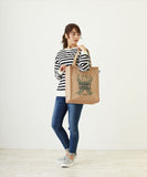 オサムグッズ トートバッグ 通販 OSAMU GOODS ルートート ROOTOTE レディース 大きめ A4 通学 通勤 レッスンバッグ 紙袋 デザイン おしゃれ 大人 かわいい トール TALL BOX 8211 原田治 コラボレーション IP.トールBOX.OSAMU-A レディースバッグ - バックヤードファミリー